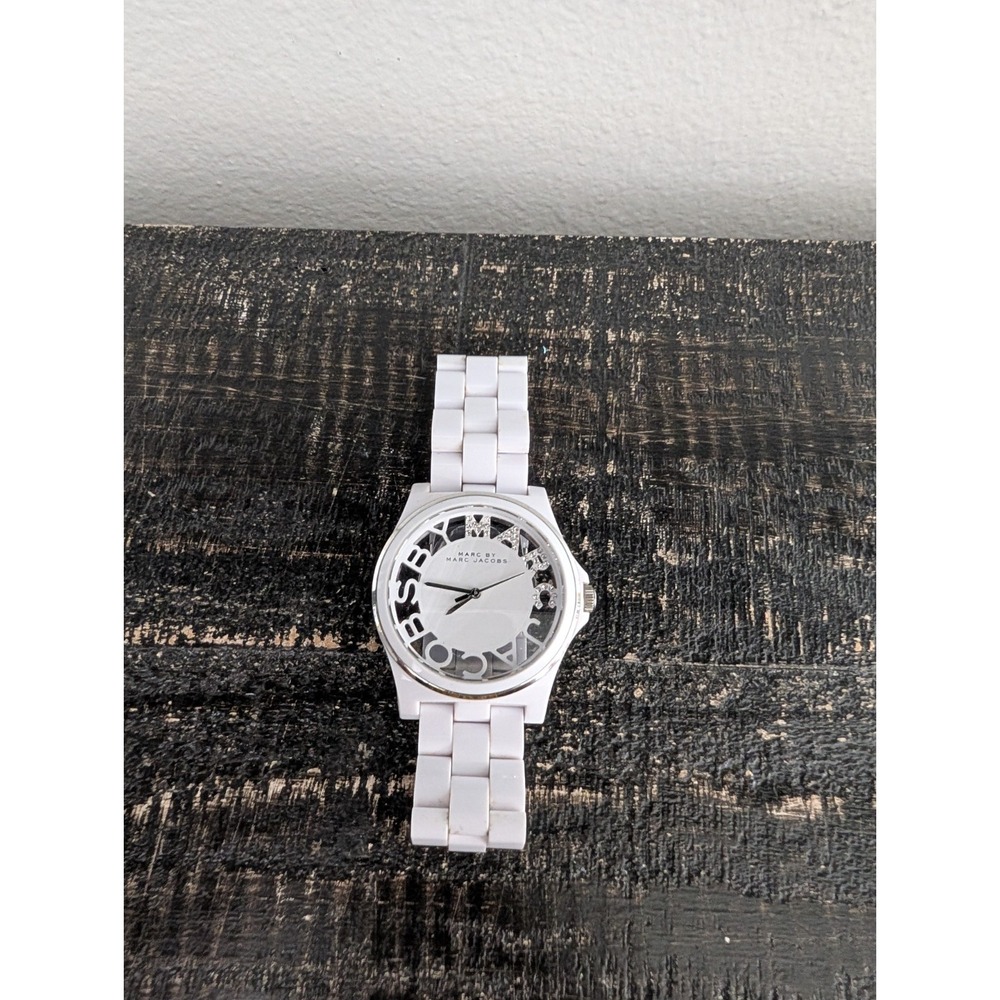 MARC BY MARC JACOBS MBM4571 White Watch Excellent JAPAN With New Battery